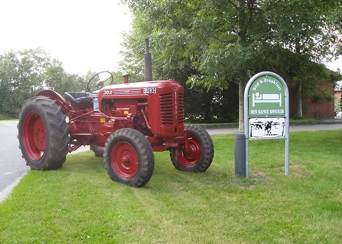 Den Gamle Kostald Bed & Breakfast 2*